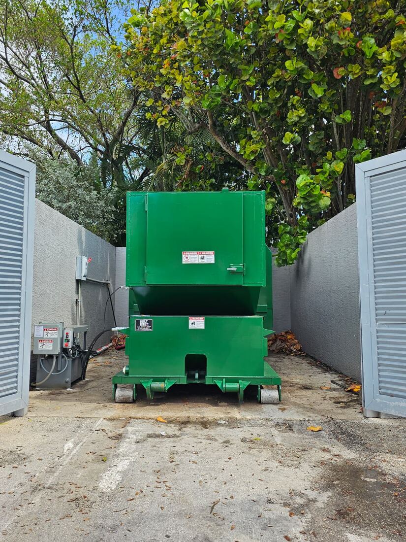 Green waste compactor installed in Miami
